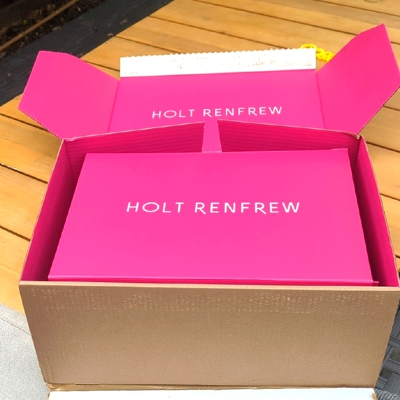 Holt Renfrew Large Pink Storage Box - New - Picture 2 of 6